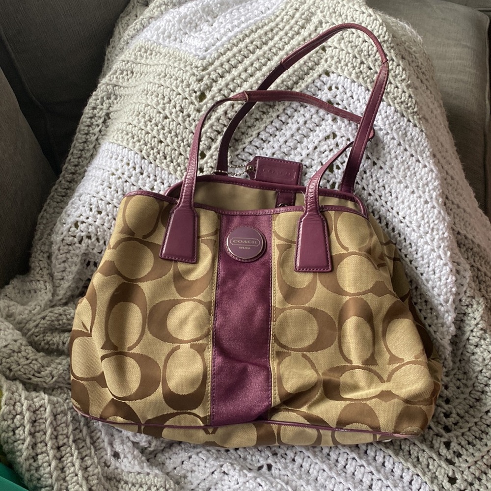 Authentic COACH handbag - For sale just in time for the Holidays!